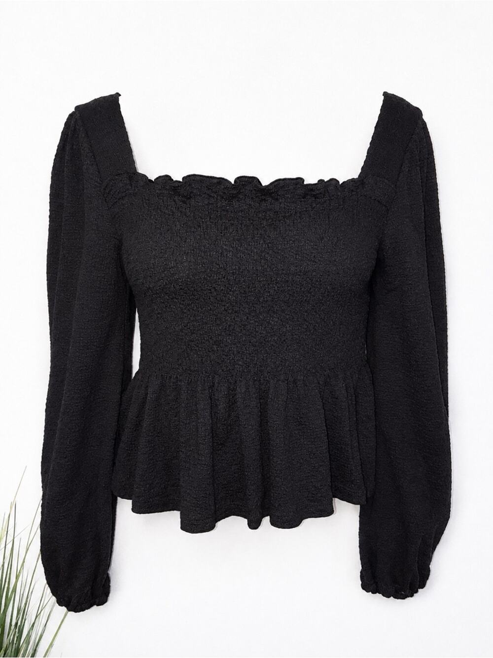 NWT Dainty Hooligans Black Smocked Peplum Long Sleeve Blouse Size Large